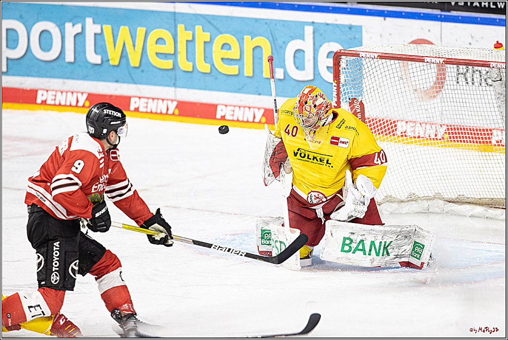 PENNY DEL;  Koelner Haie - Duesseldorfer EG; Koeln, 02.01.2023